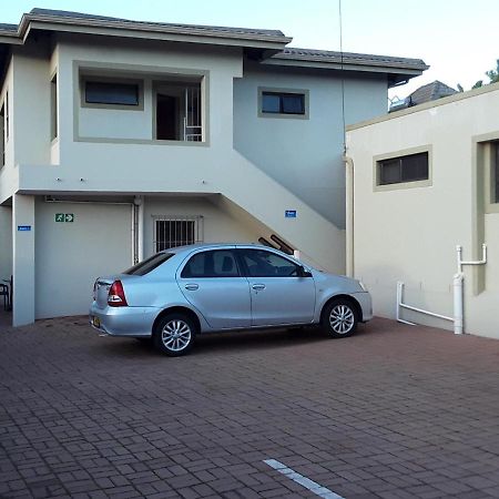12 On Beach Guest House Saldanha Bay Exterior foto