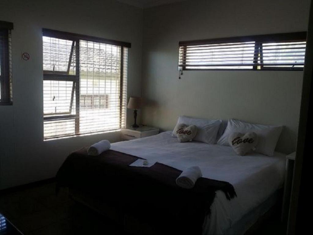 12 On Beach Guest House Saldanha Bay Exterior foto